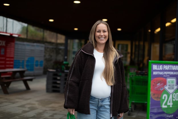 Gravide, Julie Vevle Øvreås, på Kiwi.